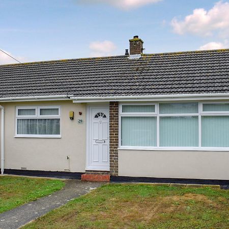 Villa Little London Bognor Regis Exterior foto