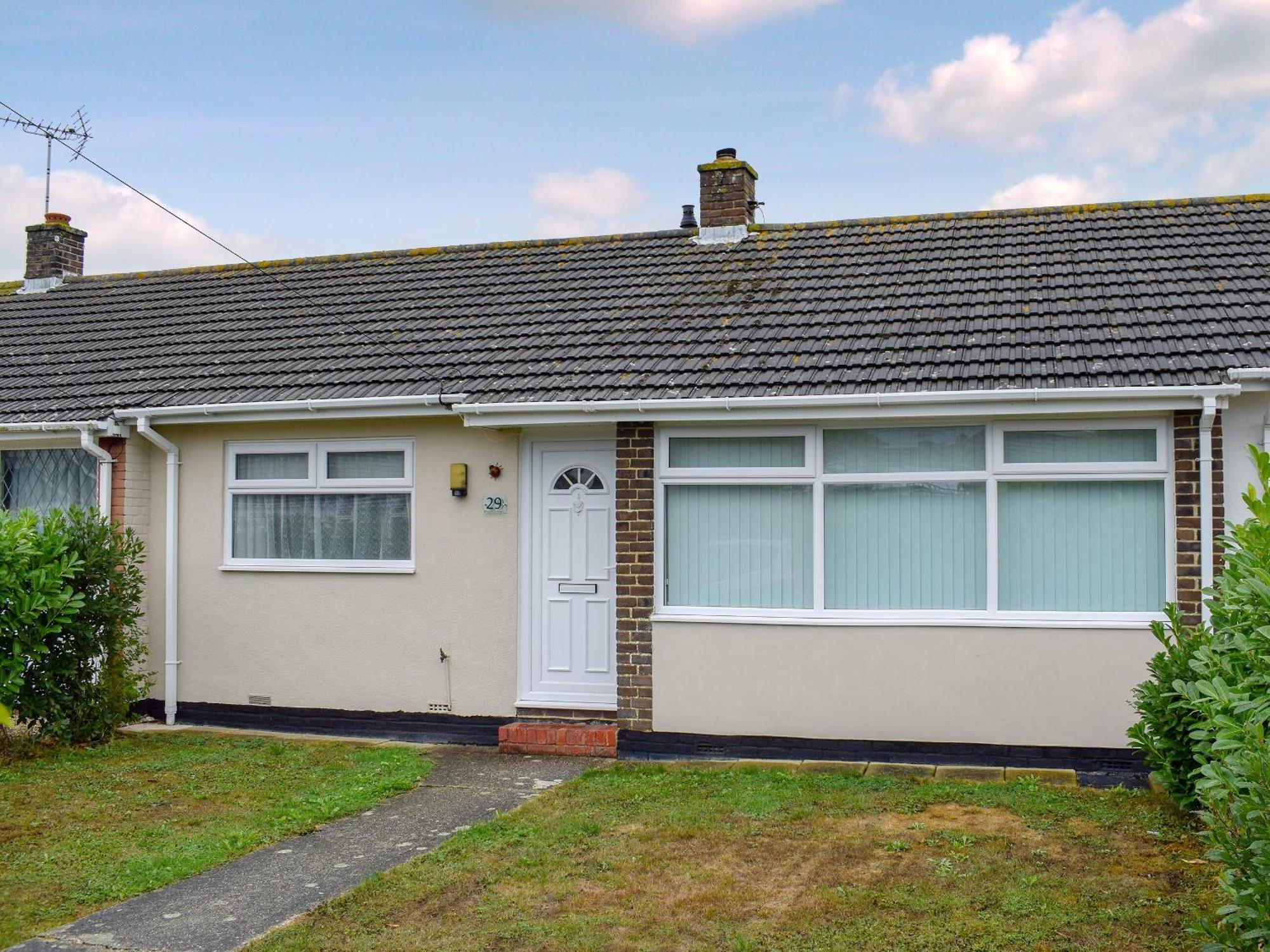 Villa Little London Bognor Regis Exterior foto